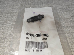 Vis de purge d'étrier de frein de CB750K0 à K6 HONDA 45522-300-010