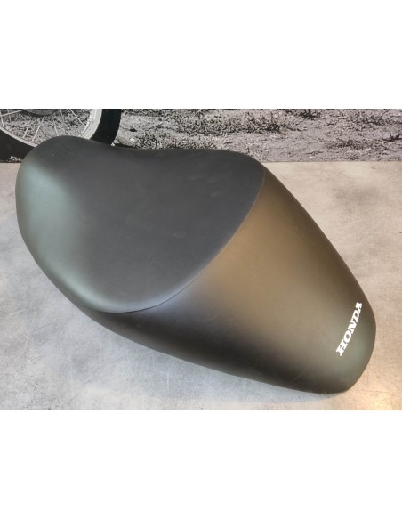 Selle neuve SRX50 98/99 HONDA 77100-GCK-000ZA