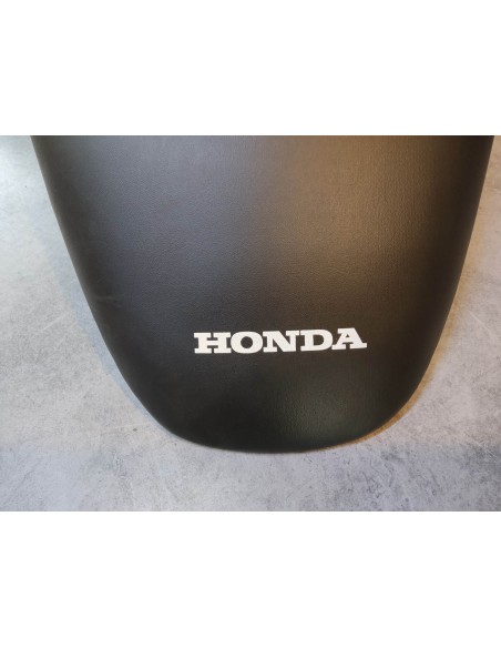 Selle neuve SRX50 98/99 HONDA 77100-GCK-000ZA