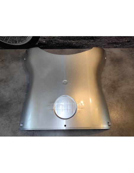 Couvercle inférieur de SH125 01/04 code couleur NH411M