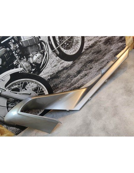 Panneau latéral gauche FJS400 SILVER WING HONDA 64341-MFT-640ZC