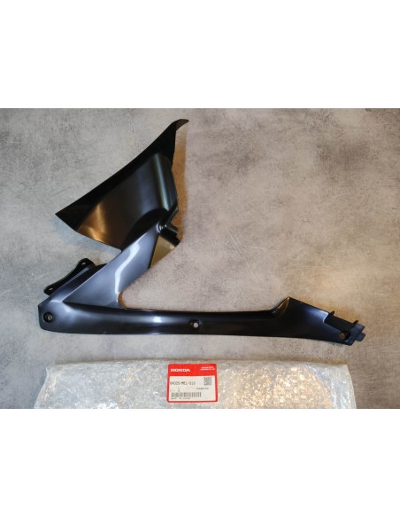 Carénage intérieur central droit CBR1000RR 04/05 HONDA 64325-MEL-010