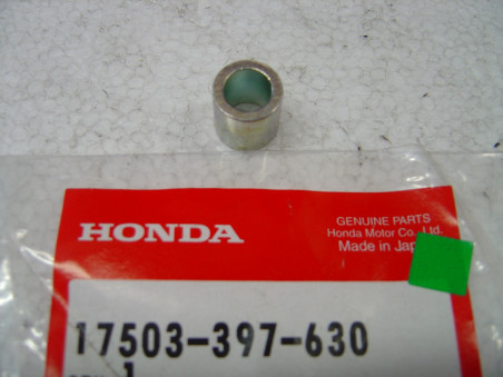 Entretoise boîte à air / repose-pied Honda 17503-397-630