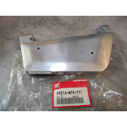 Plaque de marche pied gauche GL1500E 90-00 HONDA 50816-MT8-771