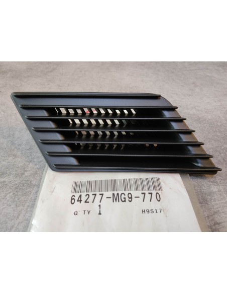 Conduit d'air avant droit GL1200 A/I/D 1984 HONDA 64277-MG9-770