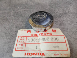 Bouchon chromé VF750 S/C XLV750 VF700C VT250C HONDA 90312-MB0-000