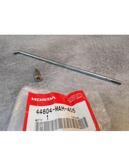 Rayon roue avant et écrou VT1100 C2 95-99 HONDA 44604-MAH-405