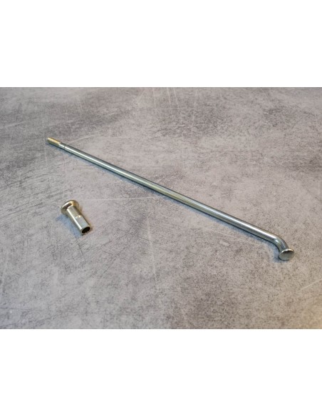 Rayon roue avant et écrou VT1100 C2 95-99 HONDA 44604-MAH-405