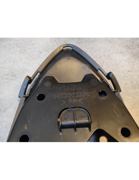 Garde boue arrière NC700 NC700X HONDA 80105-MGS-D70