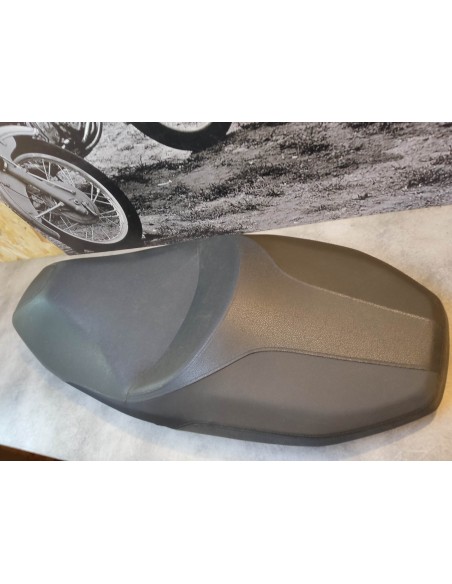 Selle double OCCASION FORZA 125 / 250 / 300 / 350 HONDA 77200-K0B-T00