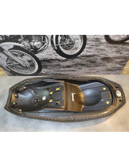 Selle double OCCASION FORZA 125 / 250 / 300 / 350 HONDA 77200-K0B-T00