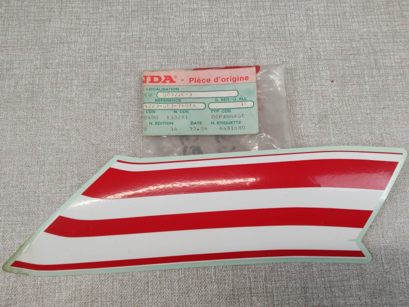 Sticker latéral droit NSR50S 93 Honda - Réf 64223-GE3-760ZA