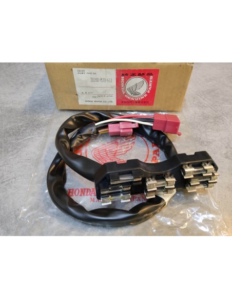 Plaque suuport de fusibles CBX750 F 1984/86 HONDA 38200-MJ0-611
