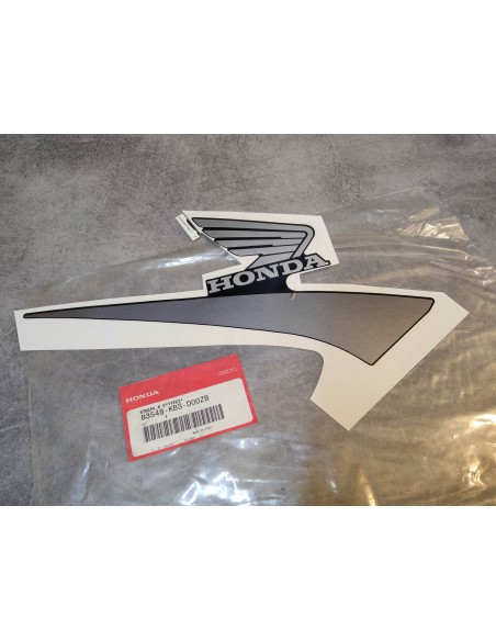 Sticker rayure reservoir coté droit (type-2) NSR 125R 2001 HONDA 83548-KBS-D00ZB