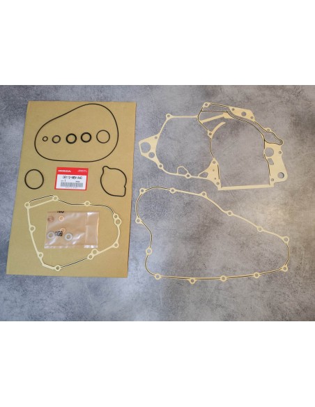 Pochette joints moteur B CRF 450R 2009-11 HONDA 06112-MEN-A40