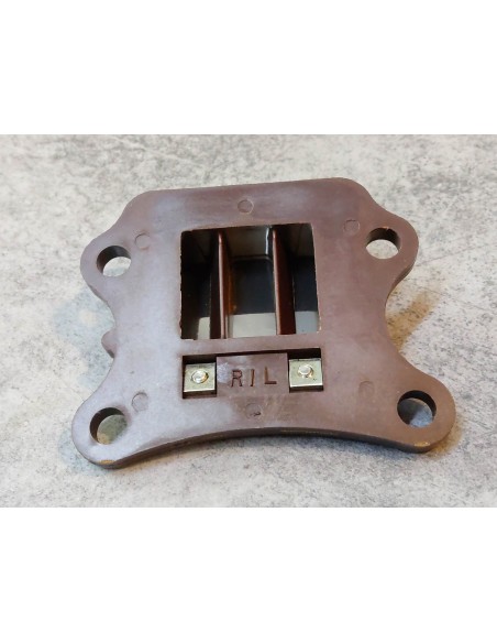 Boite à clapets SA50 VISION 88-95 PK50 90-94 HONDA 14100-GR1-710