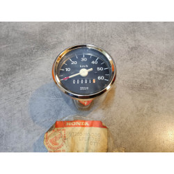 Compteur de vitesse neuf mais petits défauts PX50 80/82 HONDA 37200-197-000NOS