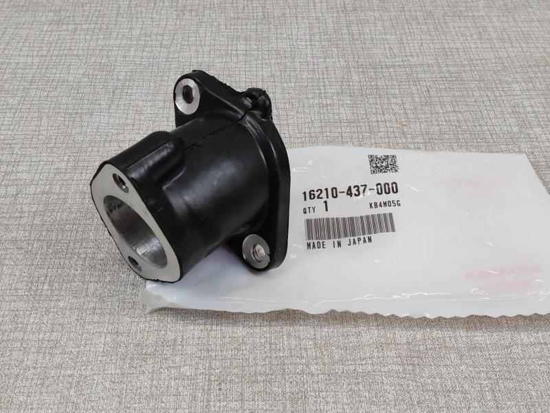 pipe d'admission de XL125S 79-87 ATC200 TRX200 neuve origine HONDA 16210-437-000