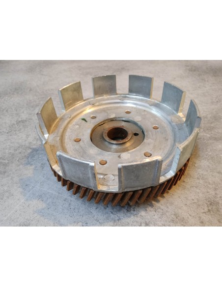 Cloche embrayage HONDA CD125 SS CB125K3 K5 22100-230-000