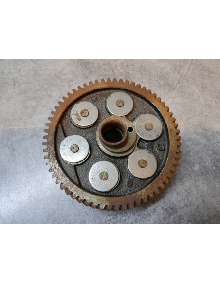 Cloche embrayage HONDA CD125 SS CB125K3 K5 22100-230-000