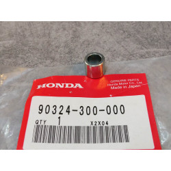 Entretoise 8mm CB600F VT750 VF750 CB900... HONDA 9024-300-000