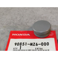Bouchon plastique NT650V NTV650 1993-2001 HONDA 90851-MZ6-000