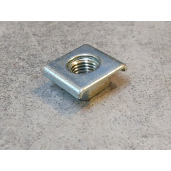Ecrou cuvelage de phare CL125 CB125 CT110 CA175 CT70 SS125 HONDA 61303-230-620