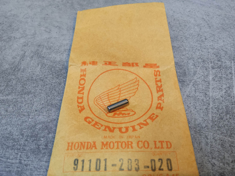 Galet roulement bielle Honda CB450 CB250G CB360G 91101-283-020