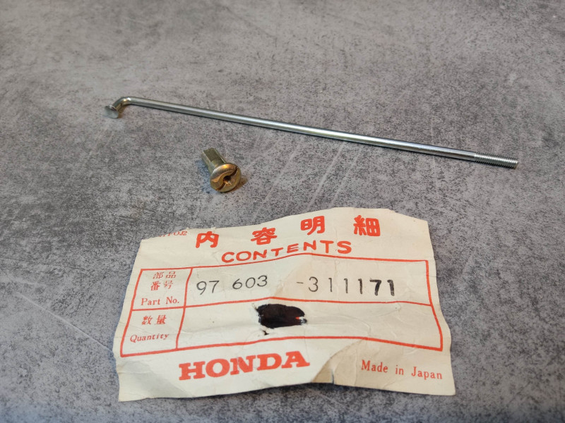 Rayon roue avant + écrou A1 CA175K0 CD125 /A CD175 K0/A HONDA 97603-311171
