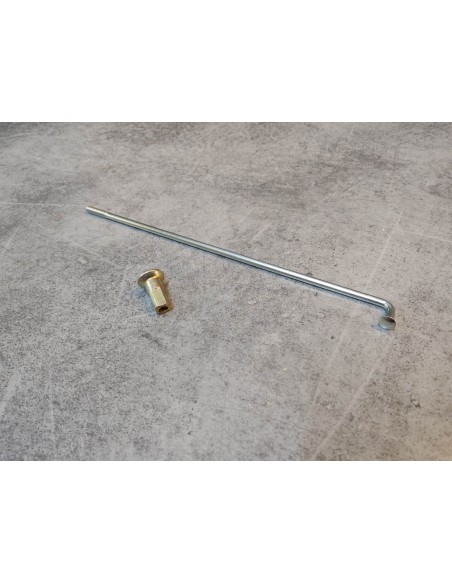 Rayon roue avant + écrou A1 CA175K0 CD125 /A CD175 K0/A HONDA 97603-311171