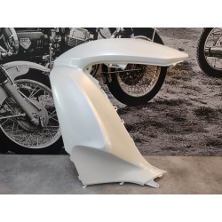 Cache latéral avant gauche blanc nacré (NHAA87P) PCX125 HONDA 64502-KWN-902ZB
