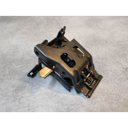 Charnière gauche coffre GL1800 2006-10 HONDA 81135-MCA-A60
