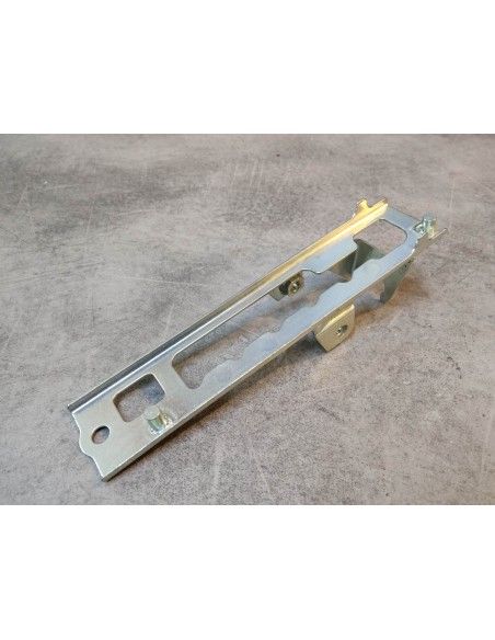 Support ajustement pare-brise GL1800 2006-10 HONDA 64541-MCA-A60