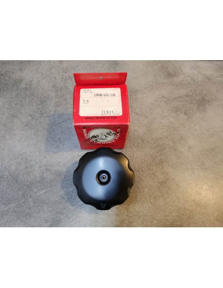 Bouchon réservoir essence MTX50S XL125 XL185 XL500 CB1100 HONDA 17620-435-730