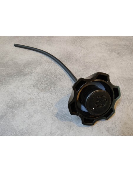 Bouchon reservoir essence XR400R XR600R XR650R XR70R XR80R HONDA 17620-KT1-780