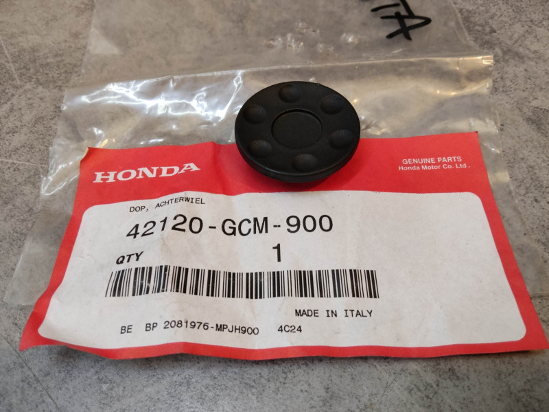 Bouchon plastique de roue AR de SZX50X 1998-99 HONDA 42120-GCM-900
