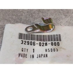 Clip cable de bobine CB550 ATC90 C70/90 S90 XL100.. HONDA 32906-028-000