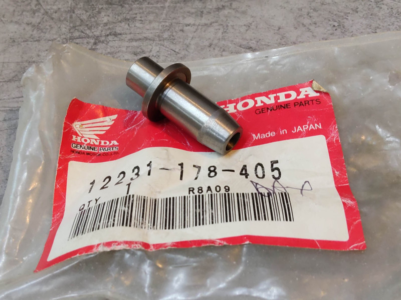 Guide de soupape C70 1983 TRX70 1986/87 HONDA 12231-178-405