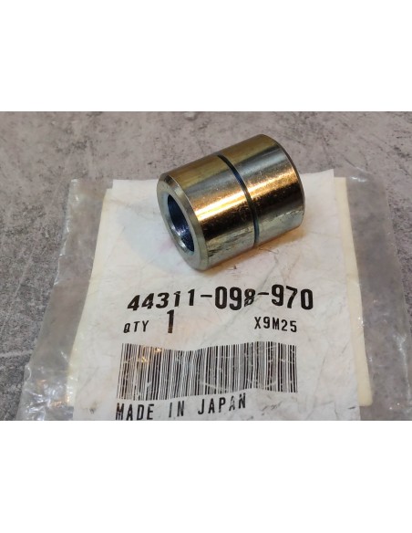 Entretoise roue avant ST50 ST70 DAX HONDA 44311-098-970