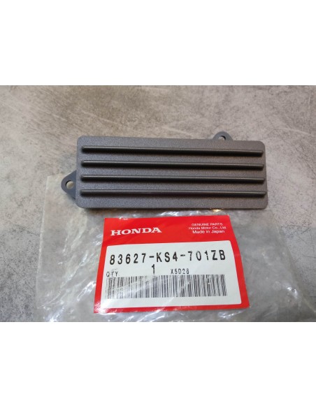 Cache pour reflecteur arrière droit CN250 1987-2006 HONDA 83627-KS4-701ZB