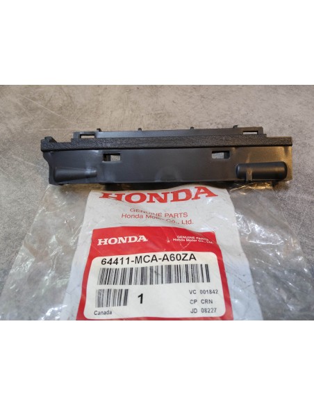 Charnière du pocket coté droit GL1800 HONDA 64411-MCA-A60ZA