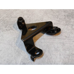 Support panneau avant gauche CBF125M 2009/10 HONDA 61396-KWF-900