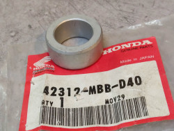 Bague axe roue arrière CB900F VTR1000F 2001-07 HONDA 42312-MBB-D40