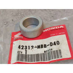 Bague axe roue arrière CB900F VTR1000F 2001-07 HONDA 42312-MBB-D40