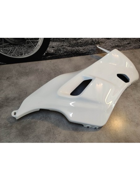 Flanc carénage droit blanc new old stock (petite rayure) HONDA 64120-GE3-760NOS