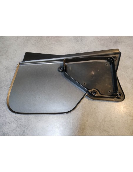 Couvercle latéral réservoir huile NOS (qlq traces) HONDA 17225-KAK-700NOS