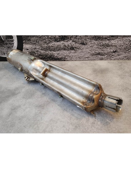 Silencieux d'échappement droit GL1800 GOLDWING HONDA 18305-MCA-A20