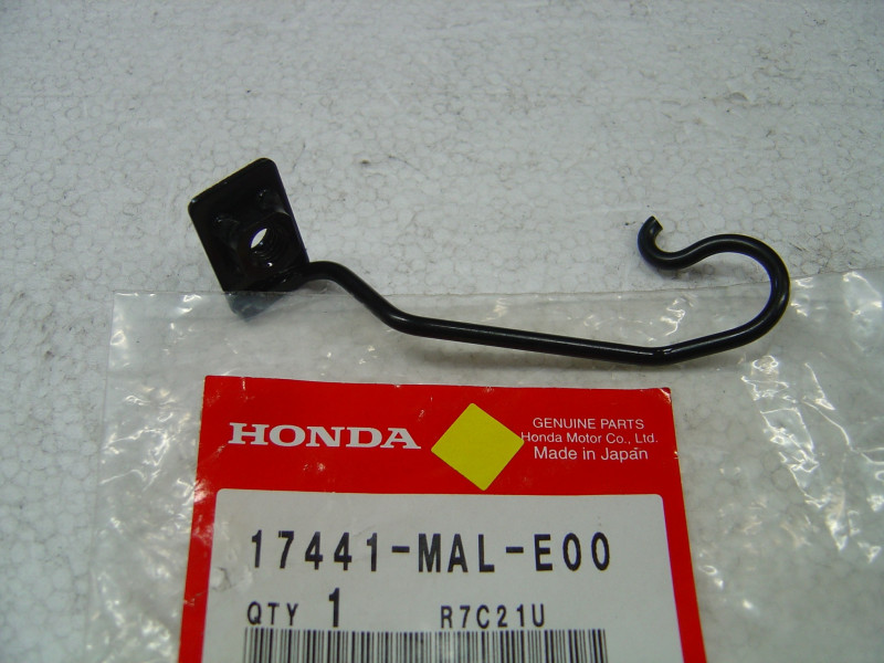 Crochet Boîte à Air Honda CBR600F 98 – Réf. 17441MALE00