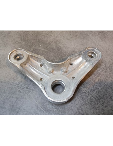Té supérieur de fourche CB125S CD125S HONDA 53231-330-020