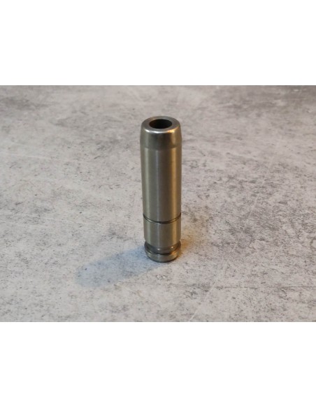 Guide de soupapes d'echappement CB750 A/F/F2/K8/K7/P7 HONDA 12023-410-300